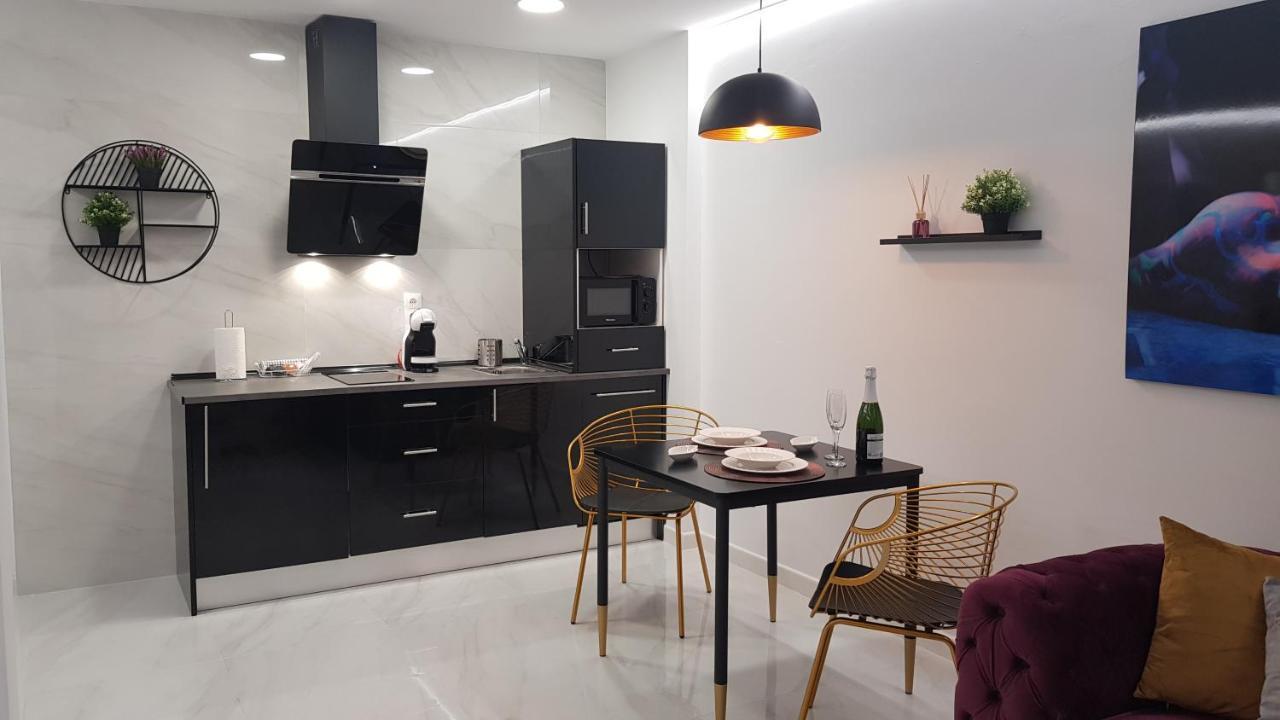 Apartamento Pepi Puerto (Adults Only) サンタ・ポラ エクステリア 写真